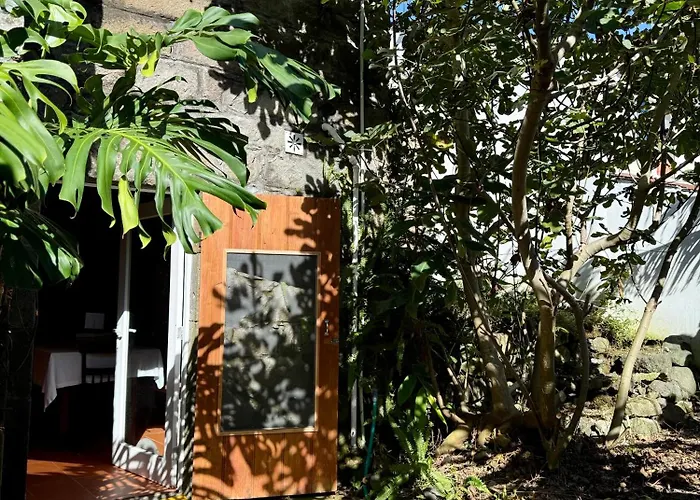 Haven Azores 펜션 Faial da Terra